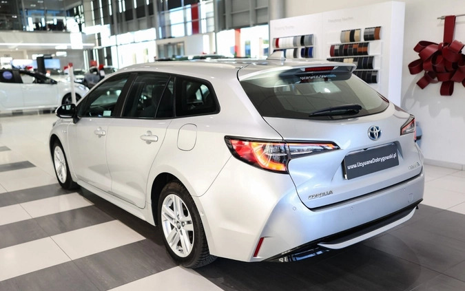 Toyota Corolla cena 103850 przebieg: 56534, rok produkcji 2019 z Skarszewy małe 596